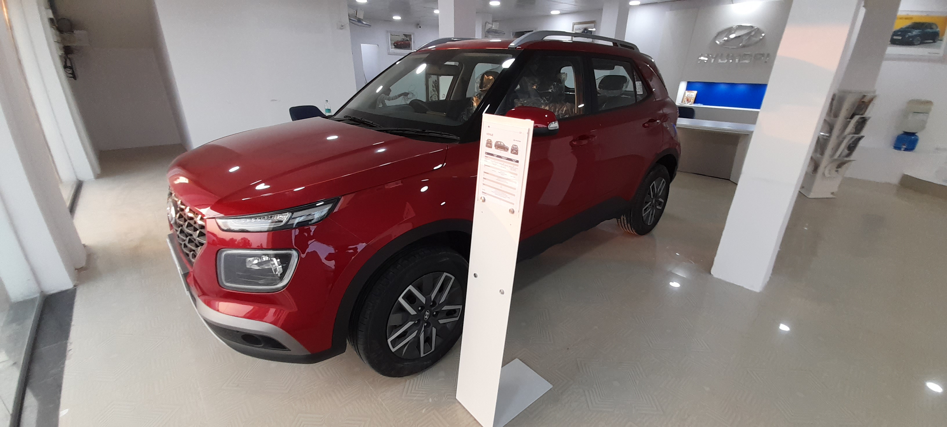 Hyundai Gallery